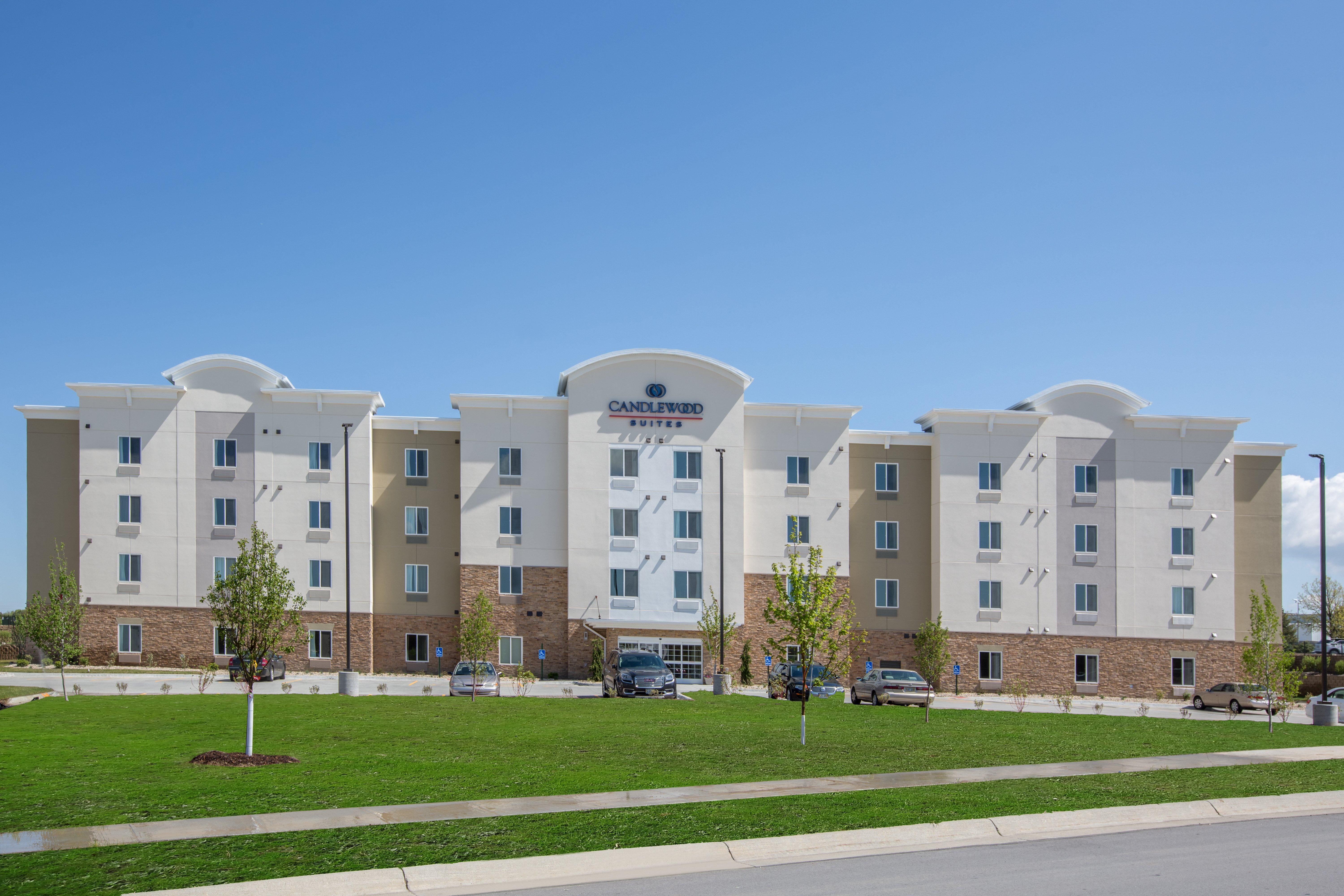 Candlewood Suites - Omaha Millard Area By Ihg Экстерьер фото