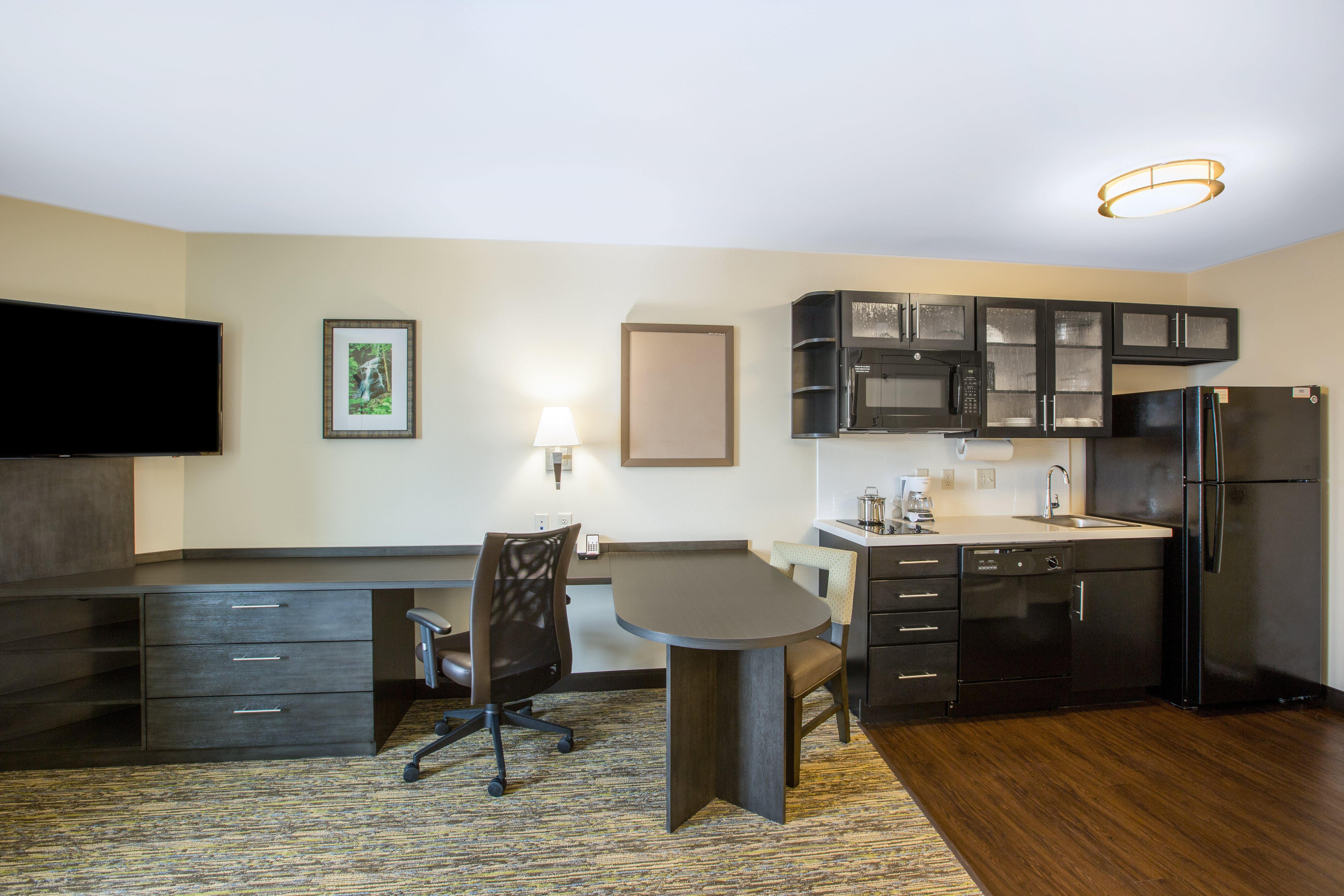 Candlewood Suites - Omaha Millard Area By Ihg Экстерьер фото