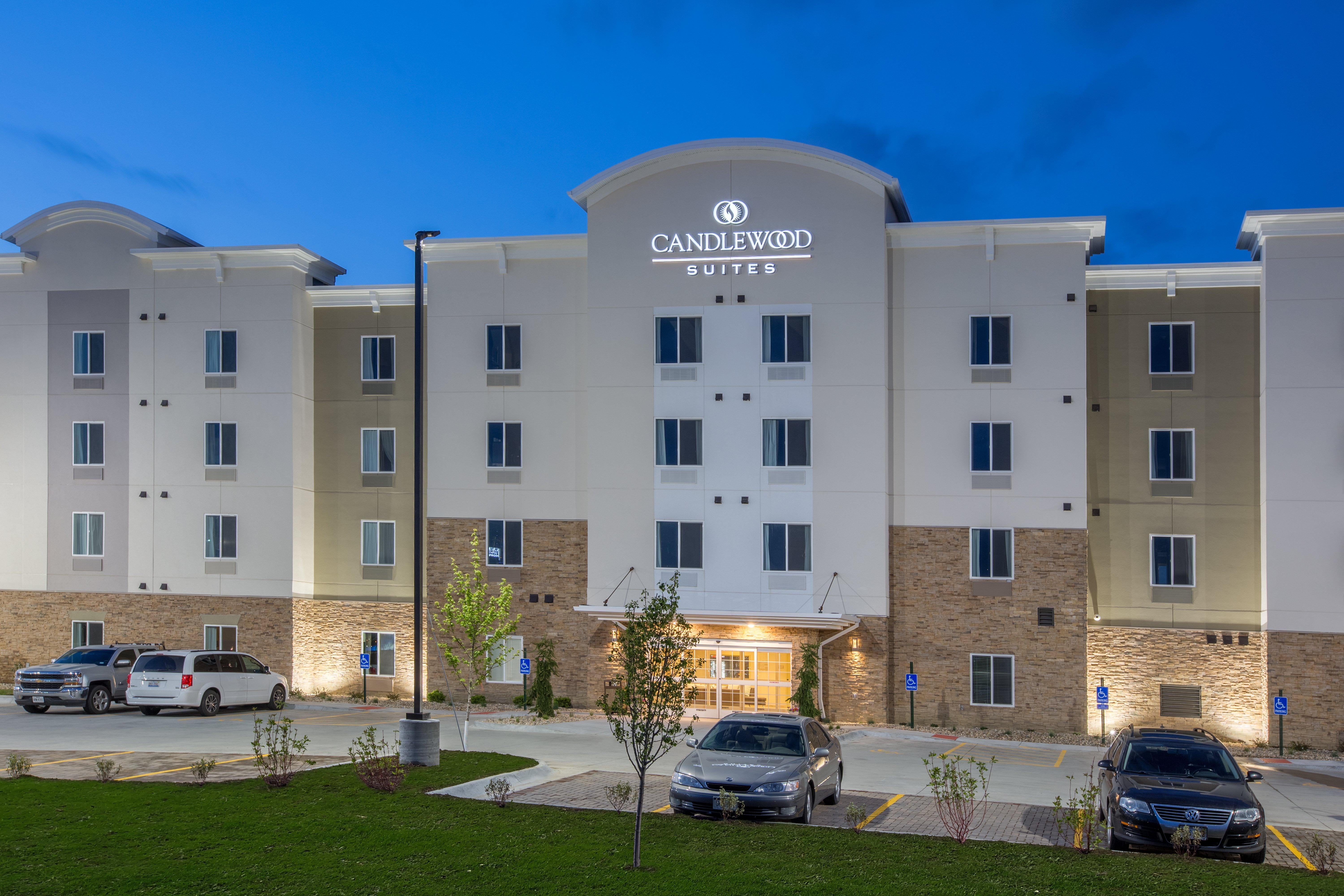 Candlewood Suites - Omaha Millard Area By Ihg Экстерьер фото