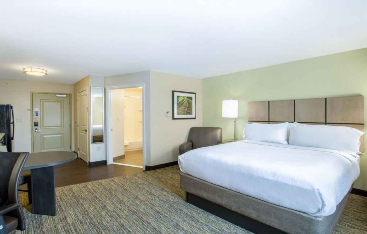 Candlewood Suites - Omaha Millard Area By Ihg Экстерьер фото